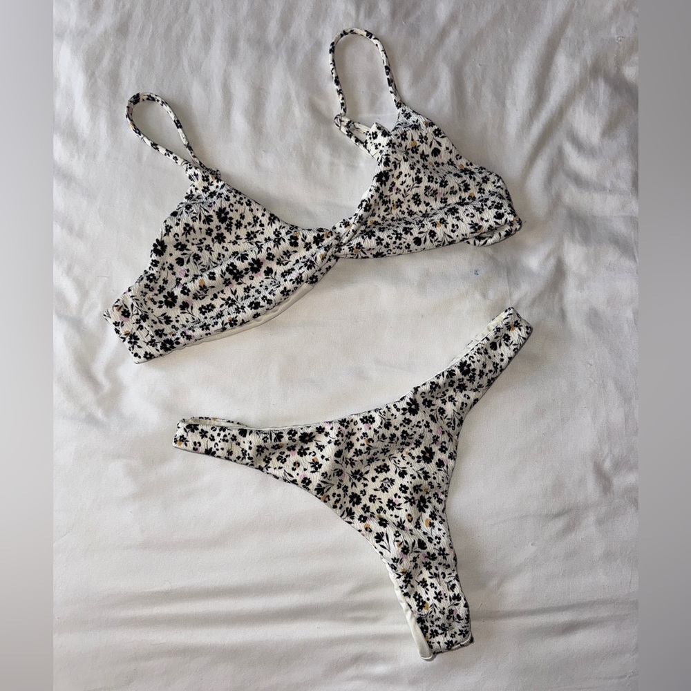 Ditsy Daze Bikini Set (Top & Bottom)